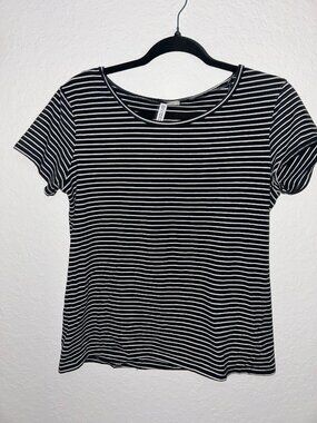 Black & White Horizontal Stripped Fitted Shirt
